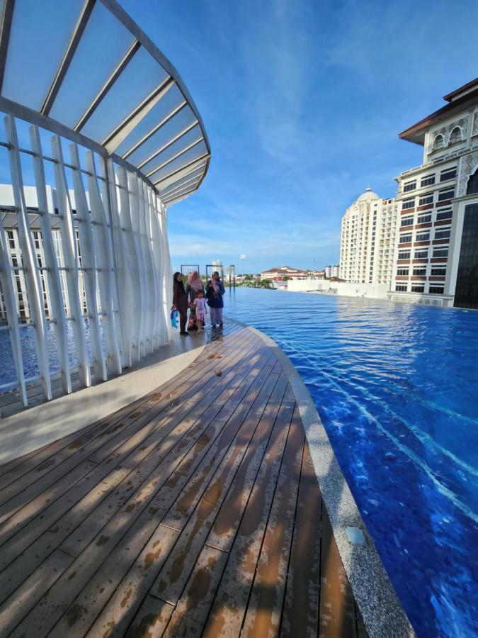 Nusa Luxurious Suite 코타바하루 외부 사진