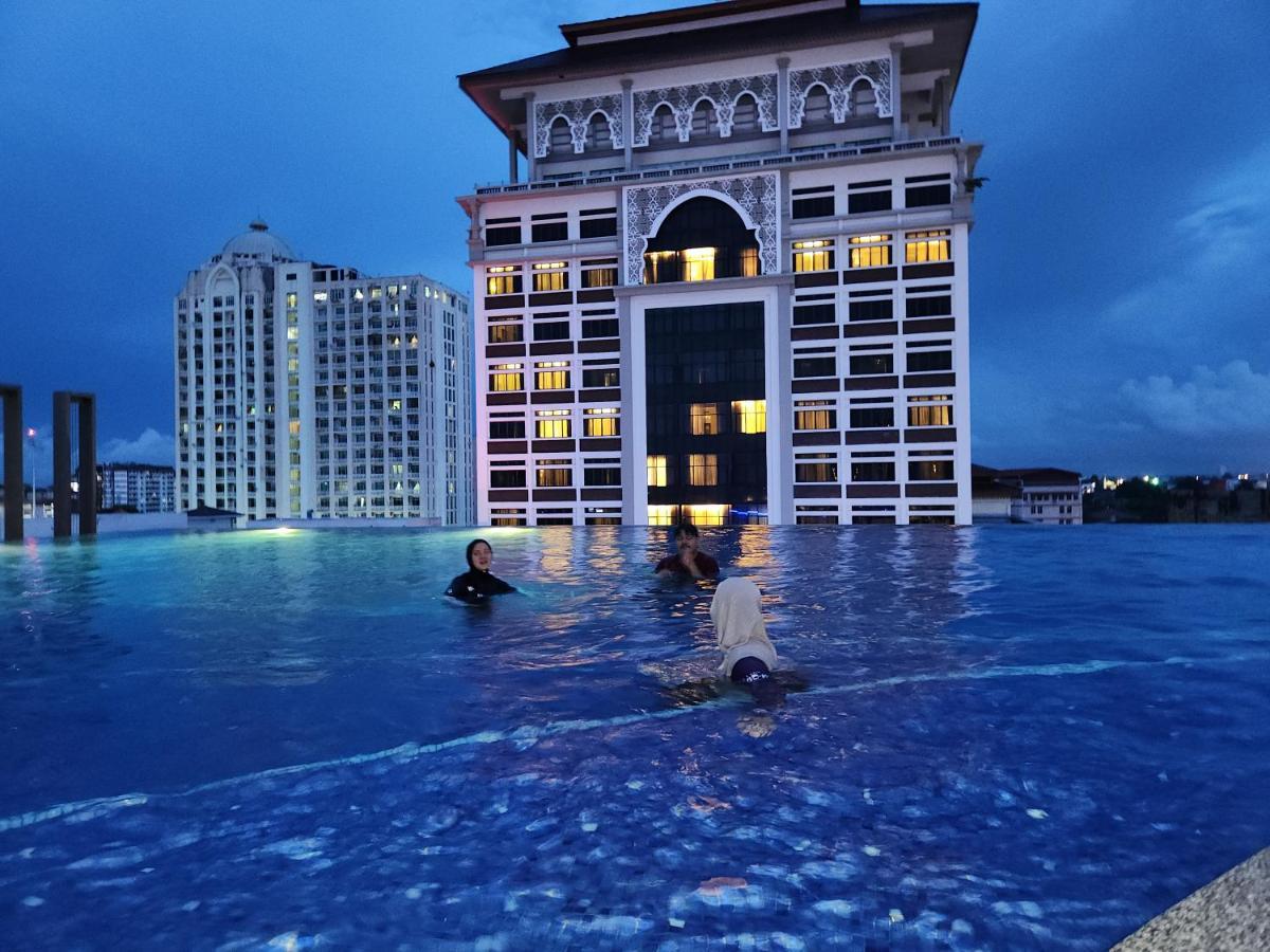 Nusa Luxurious Suite 코타바하루 외부 사진