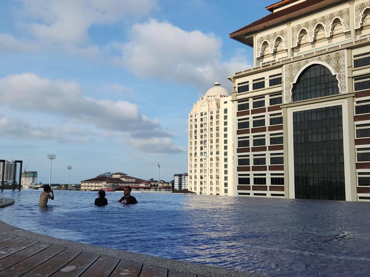 Nusa Luxurious Suite 코타바하루 외부 사진