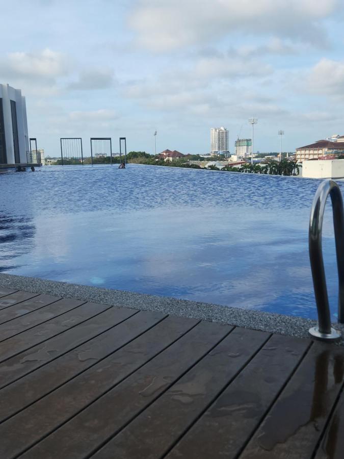 Nusa Luxurious Suite 코타바하루 외부 사진